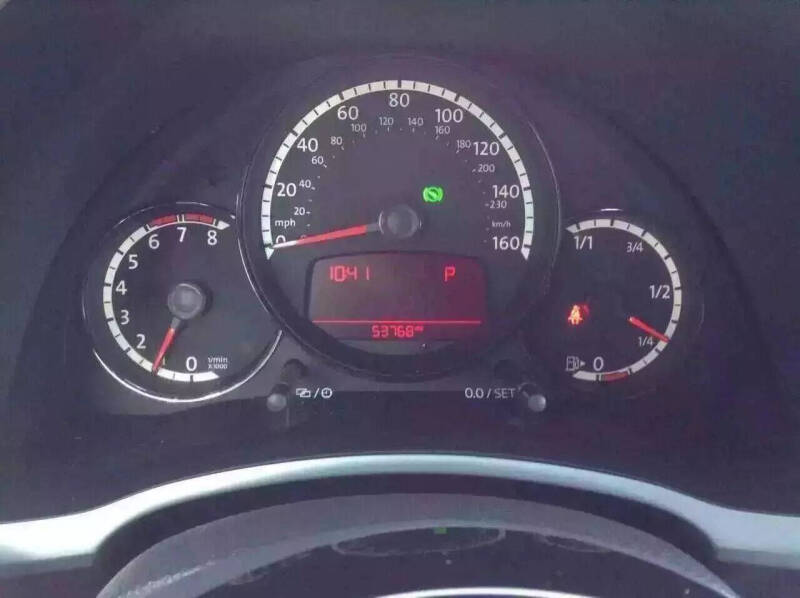 2013 Volkswagen Beetle