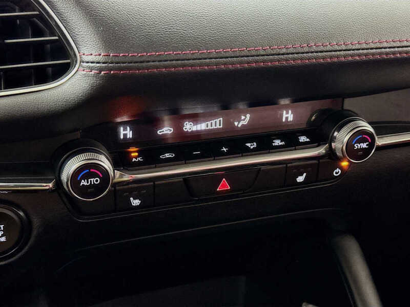 2024 Mazda Mazda3 Sedan 2.5 S Carbon Edition