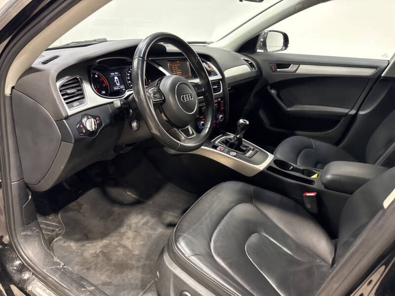 2016 Audi A4 2.0T quattro Premium