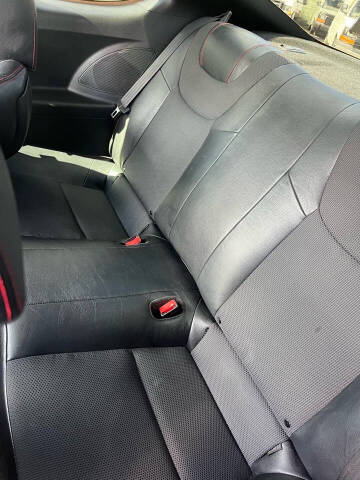 2014 Hyundai Genesis Coupe 2.0T R-Spec