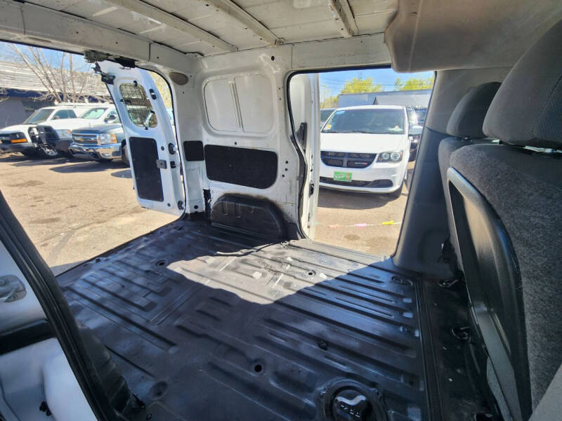 2017 Nissan NV200