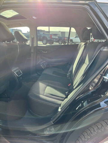 2023 Subaru Outback Premium
