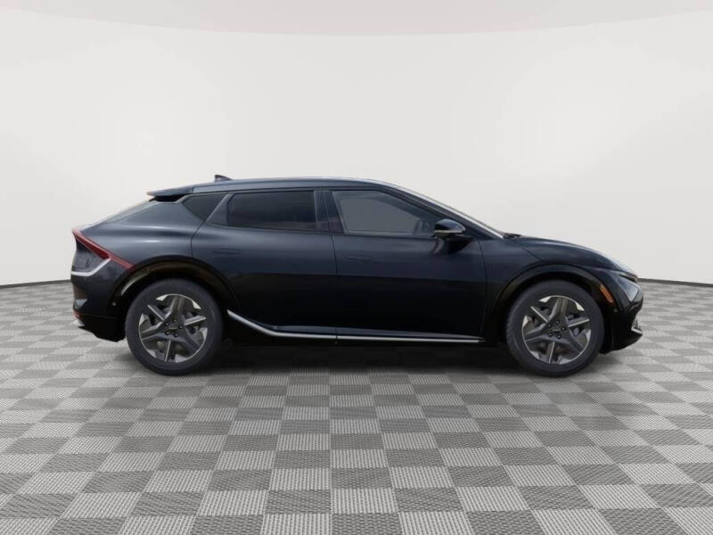 2025 Kia EV6 Light Long Range