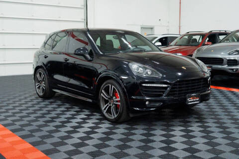 2014 Porsche Cayenne GTS
