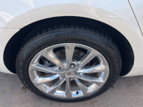 2013 Cadillac XTS Premium Collection