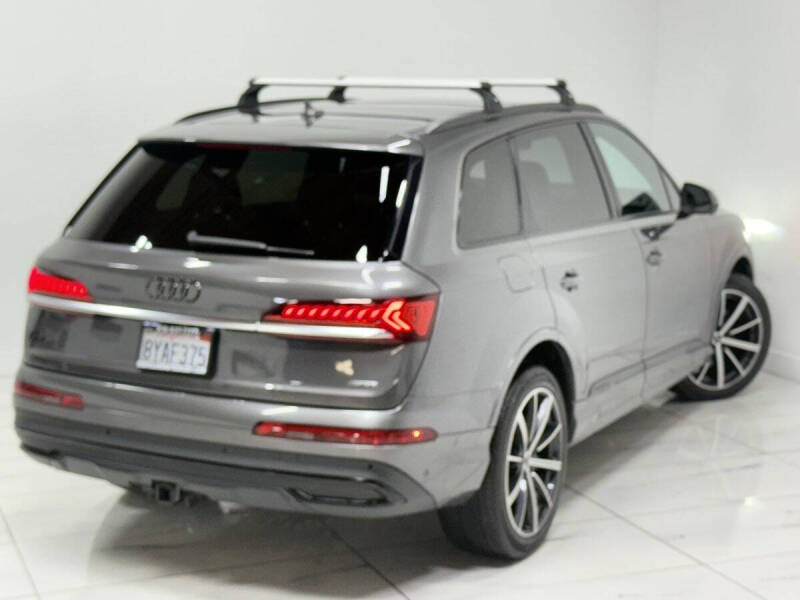 2021 Audi Q7 quattro Premium Plus 55 TFSI