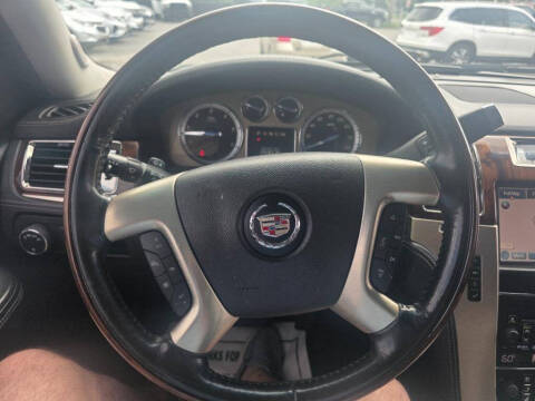 2013 Cadillac Escalade ESV Platinum Edition