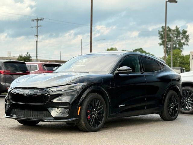 2025 Ford Mustang Mach-E Premium