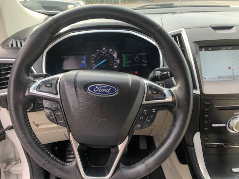 2017 Ford Edge Titanium