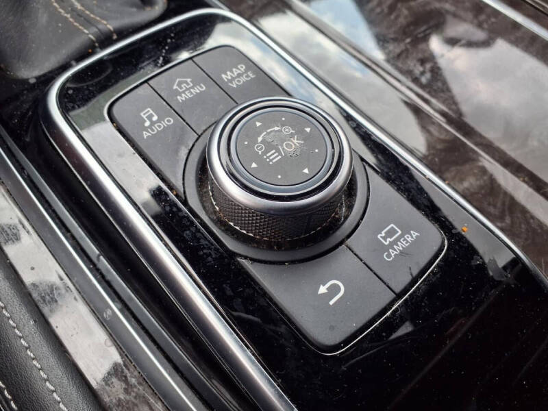 2023 Nissan Armada Platinum