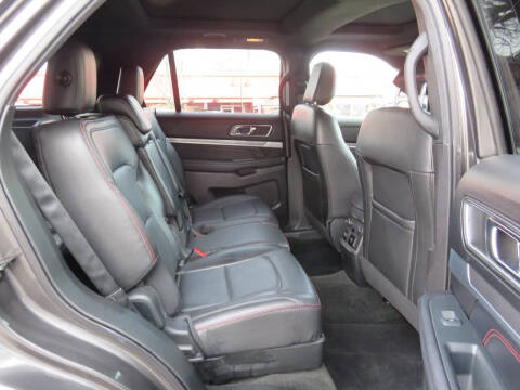 2018 Ford Explorer Sport