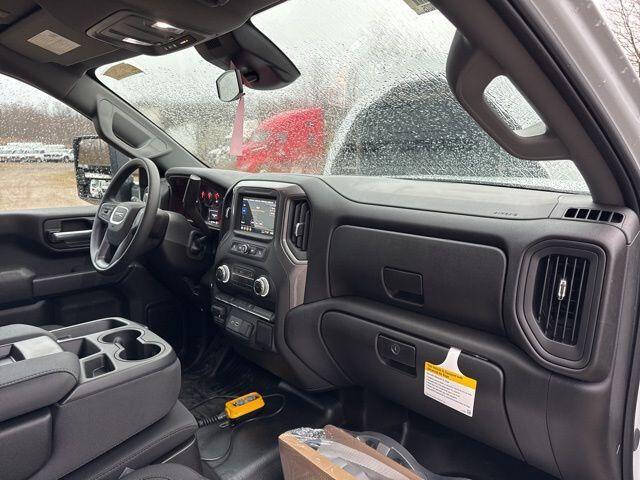 2026 GMC Sierra 3500HD CC