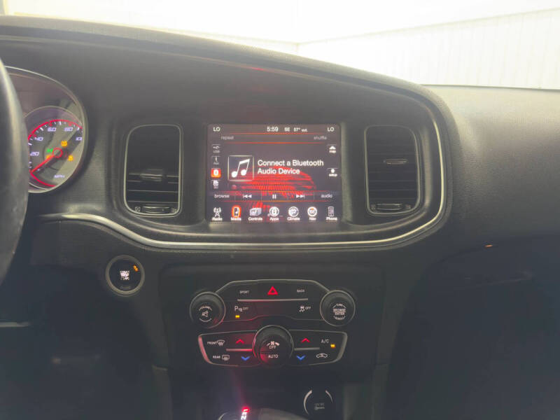 2015 Dodge Charger SXT