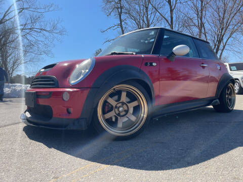 2003 MINI Cooper for sale at J's Auto Exchange in Derry NH