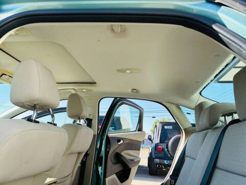 2012 Ford Focus SEL