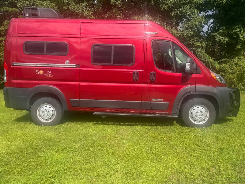 2022 Winnebago Solis