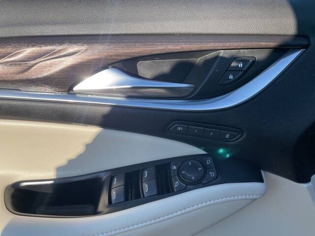 2022 Buick Enclave Avenir