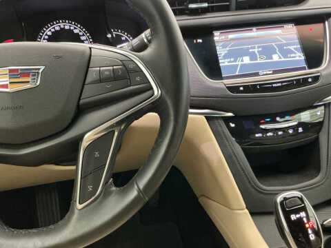 2019 Cadillac XT5 Luxury