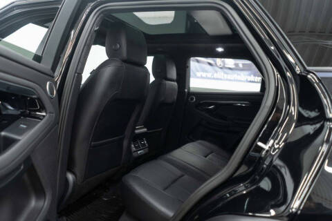 2023 Land Rover Range Rover Evoque P300 R-Dynamic HST