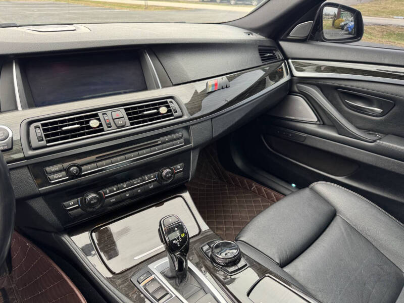 2014 BMW 5 Series 550i