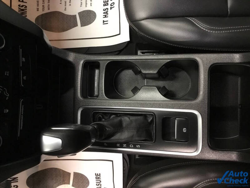 2019 Ford Escape SEL