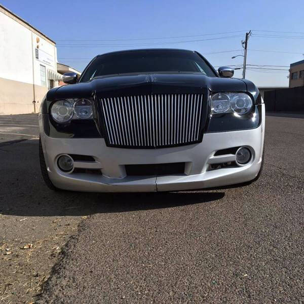 2005 Dodge Magnum SE photo 6