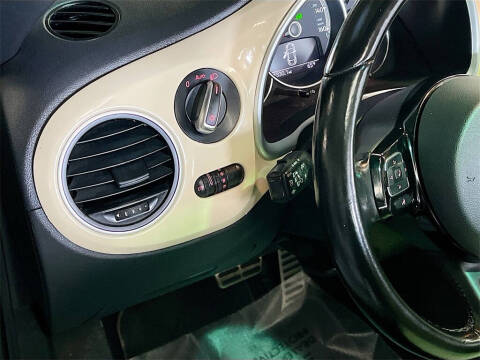 2019 Volkswagen Beetle Convertible 2.0T Final Edition SE