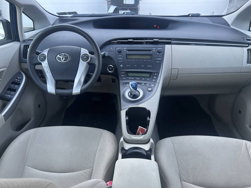 2011 Toyota Prius One