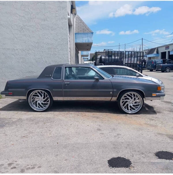 1987 Oldsmobile Cutlass Supreme Brougham