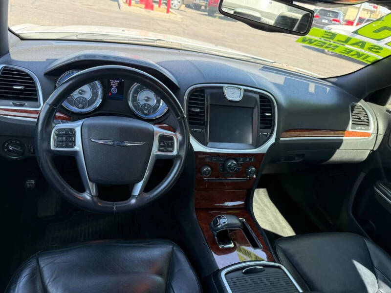 2013 Chrysler 300