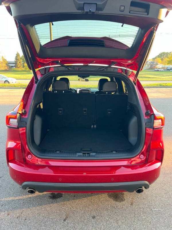 2023 Ford Escape ST-Line