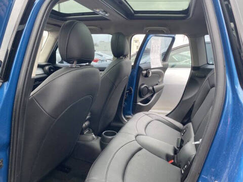 2024 MINI Hardtop 4 Door Cooper