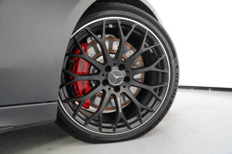 2024 Mercedes-Benz C-Class AMG C 63 S E Performance