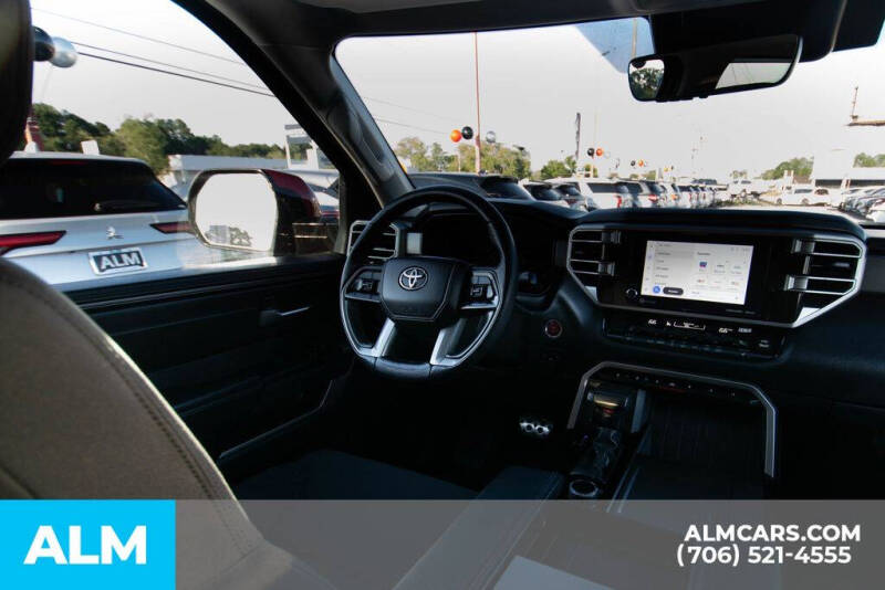 2023 Toyota Sequoia SR5