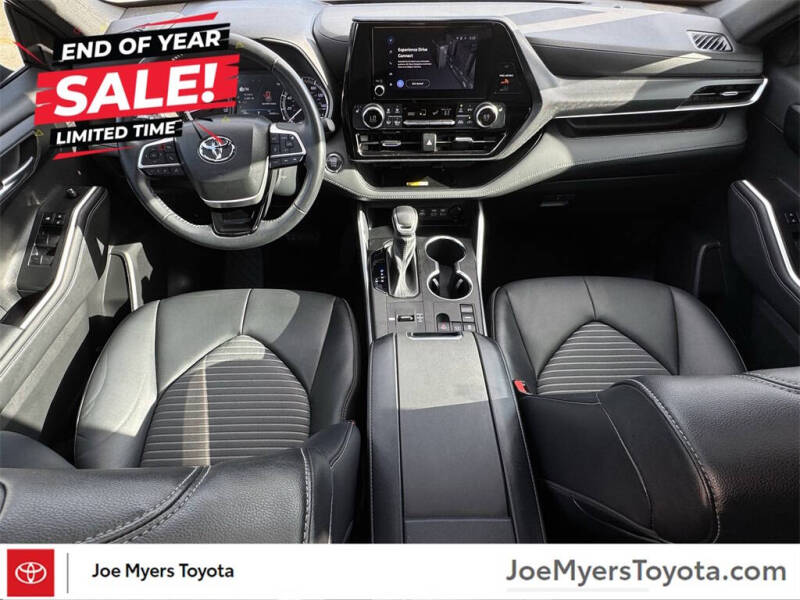 2023 Toyota Highlander XSE