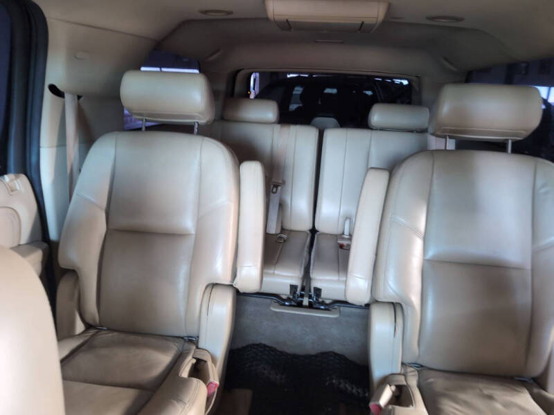 2010 Cadillac Escalade ESV Luxury