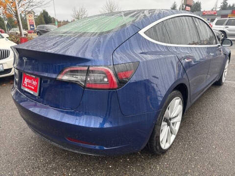 2019 Tesla Model 3 Standard Range Plus