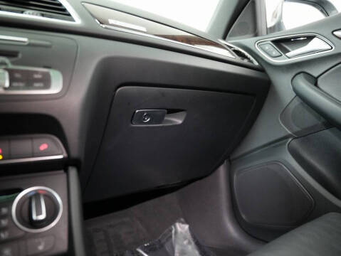 2016 Audi Q3 2.0T quattro Premium Plus