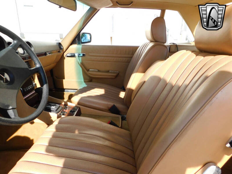 1984 Mercedes-Benz 380-Class 380 SL