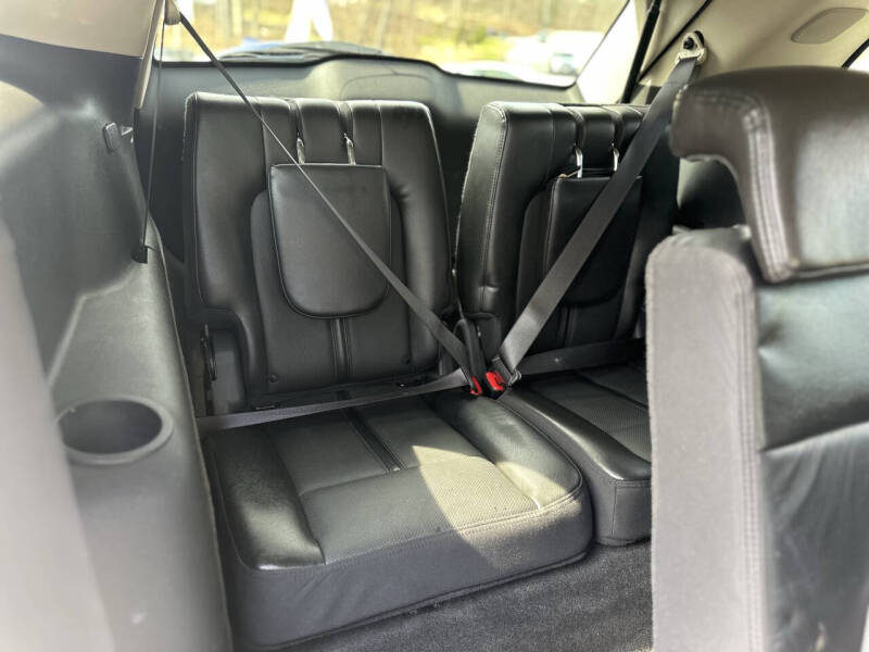 2011 Lincoln MKT