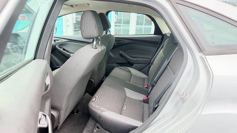 2012 Ford Focus SE