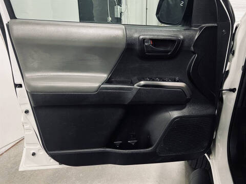 2022 Toyota Tacoma SR5 V6