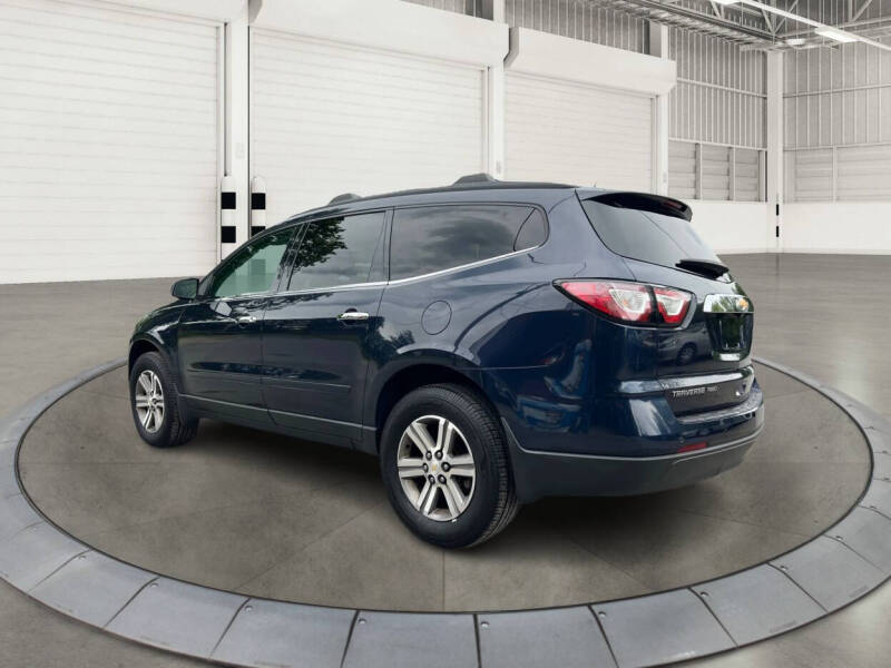 2017 Chevrolet Traverse LT
