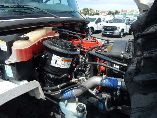 2017 Freightliner M2 106