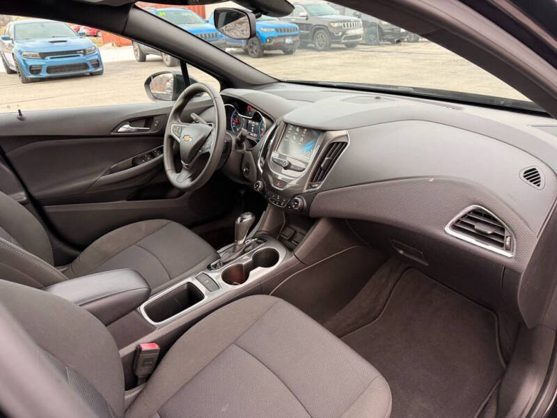 2018 Chevrolet Cruze LT Auto