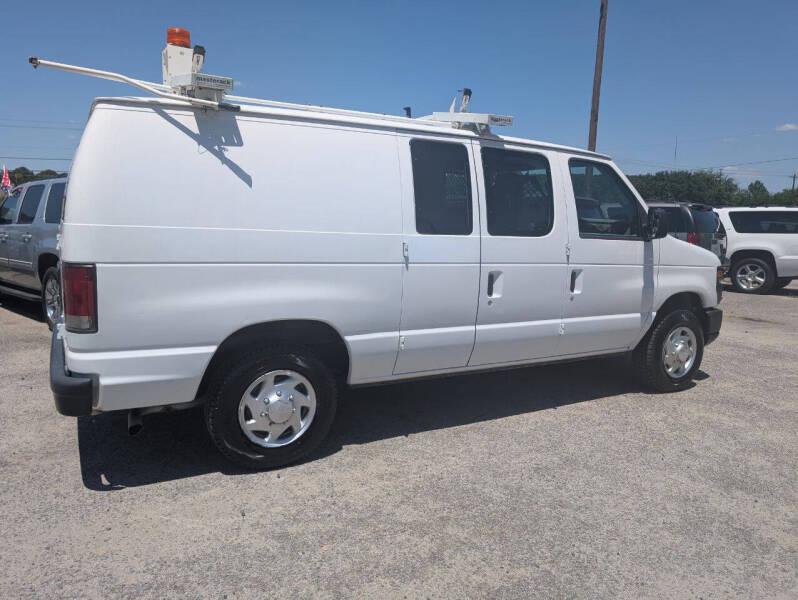 2014 Ford E-Series E-150