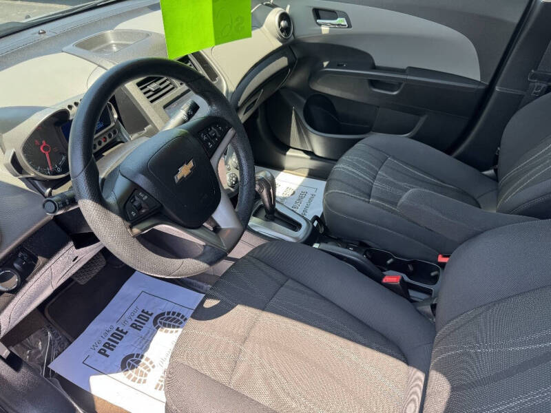 2016 Chevrolet Sonic LT Auto