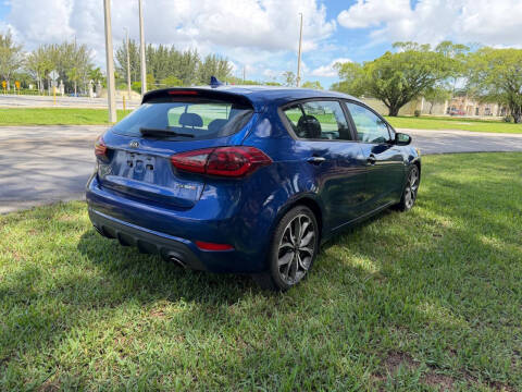 2018 Kia Forte5 SX