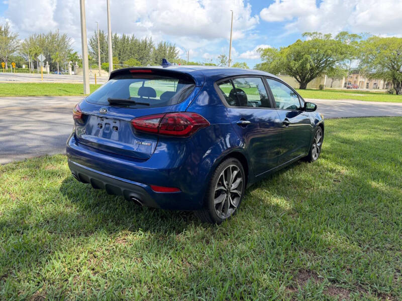 2018 Kia Forte5 SX
