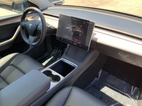 2024 Tesla Model Y Long Range